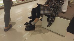 鞋店穿脱船袜的试鞋嫩足MM合集