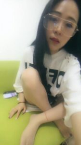 风骚入骨的女主播直播舔超嫩玉足