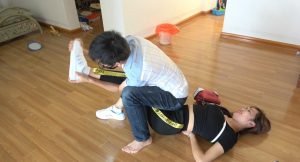 小艾白色棉袜运动鞋足恋脚恋
