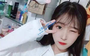 【玉女】涵涵踩脸窒息 臭味给我吸干！-97LZTD-3419
