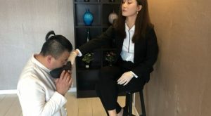 〖碎蛋娇娃〗OL美女-痴汉退击教学-97LZTD-71584