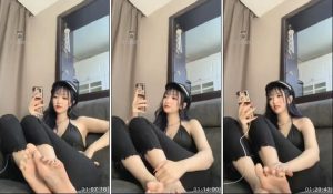 野性女神在家直播让男仆伺候吻白嫩玉足 看他吻得多高兴啊-97LZTD-19177476
