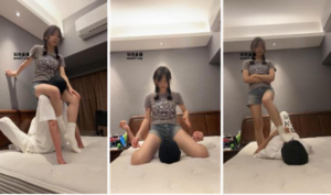 【猴歌】牛仔裤坐脸-白袜脚踩-97LZTD-328834