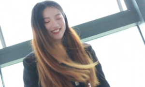 【黑丝诱惑】素人篇：房产公司前台慧儿鞭打狗奴吐口水舔脏鞋底 YC-250518-97LZTD-429907